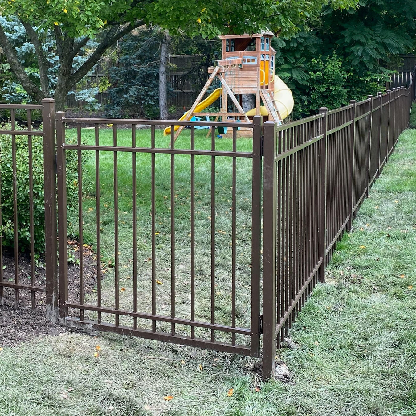 Aluminum Fence Company Huntley